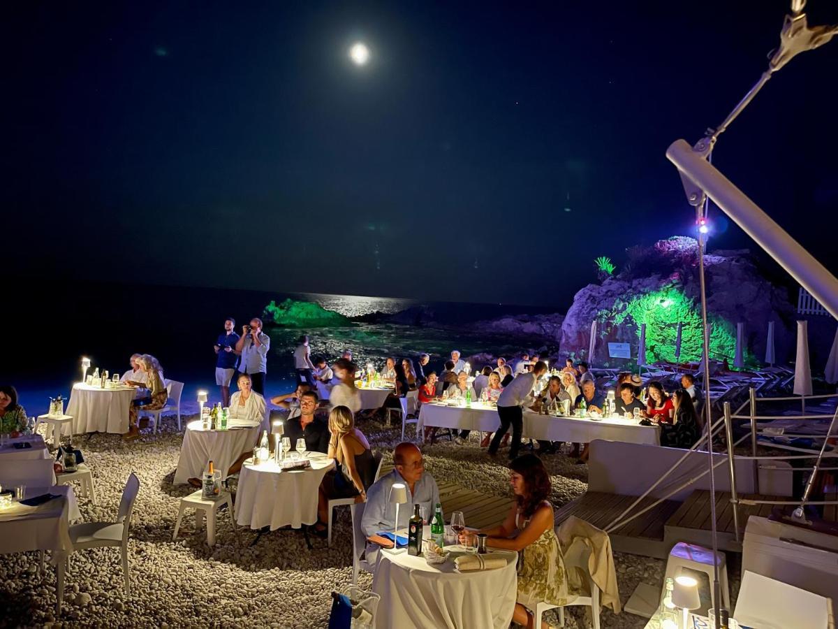 Una Terrazza Sul Mare - Balzi Rossi Lägenhet Ventimiglia Exteriör bild