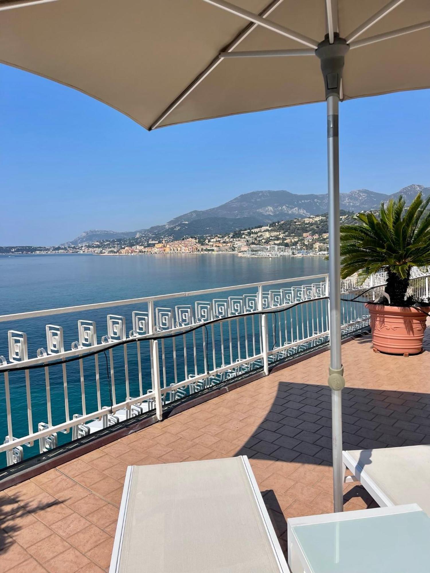 Una Terrazza Sul Mare - Balzi Rossi Lägenhet Ventimiglia Exteriör bild