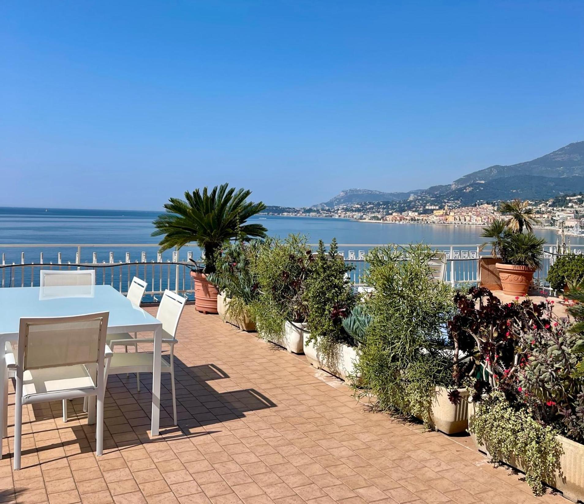 Una Terrazza Sul Mare - Balzi Rossi Lägenhet Ventimiglia Exteriör bild